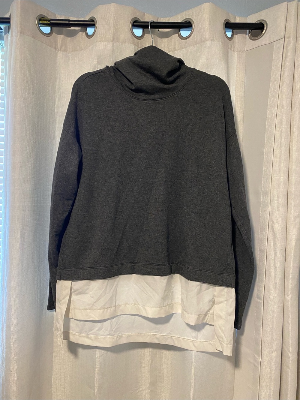 CALIA by Carrie Underwood Charcoal Gray Layered hoodie Pullover with White Hem